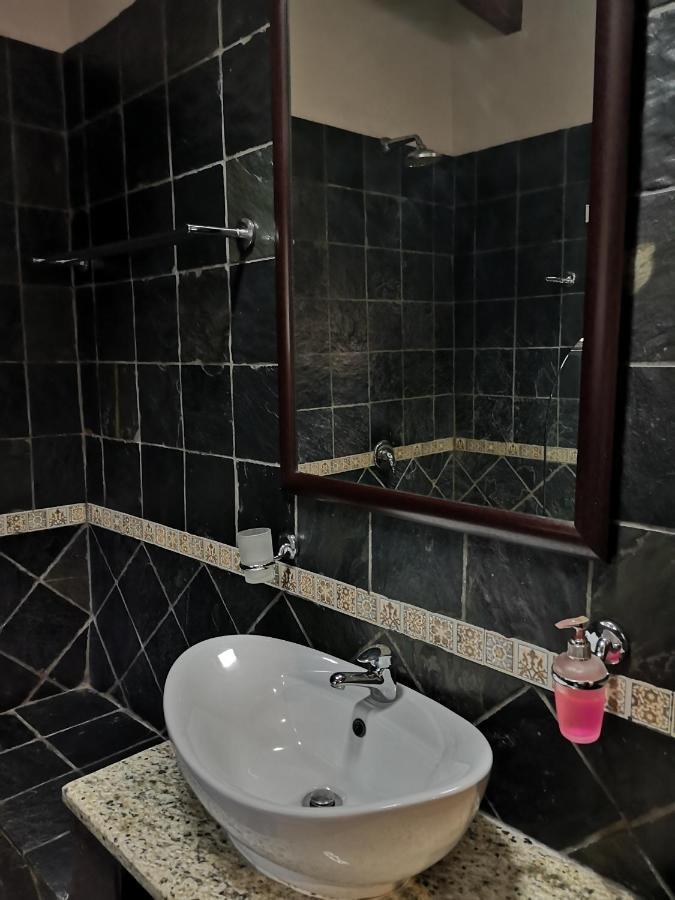 Lifestyle Corner Guesthouse Мусина Екстериор снимка
