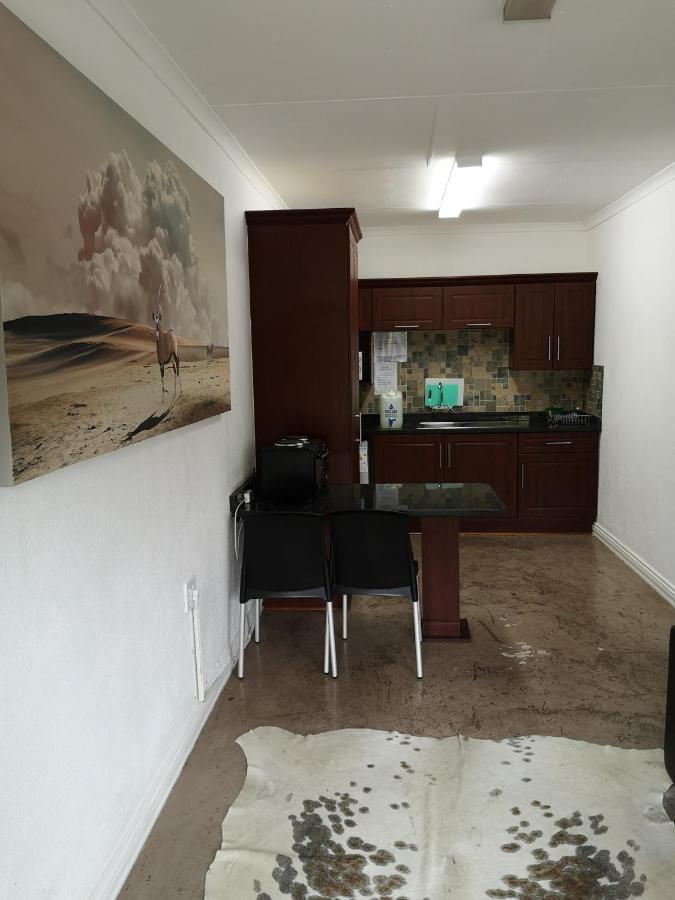 Lifestyle Corner Guesthouse Мусина Екстериор снимка