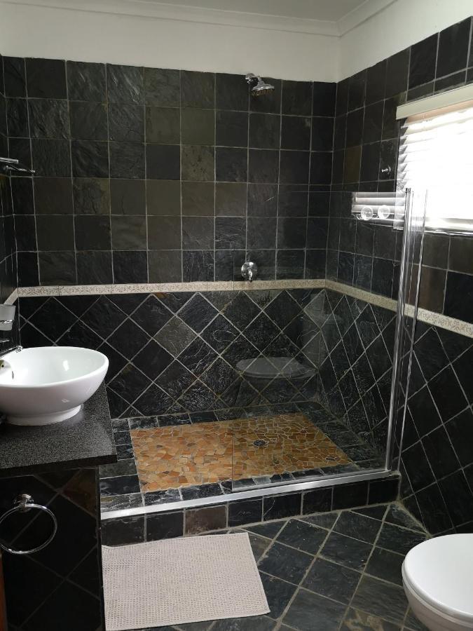 Lifestyle Corner Guesthouse Мусина Екстериор снимка