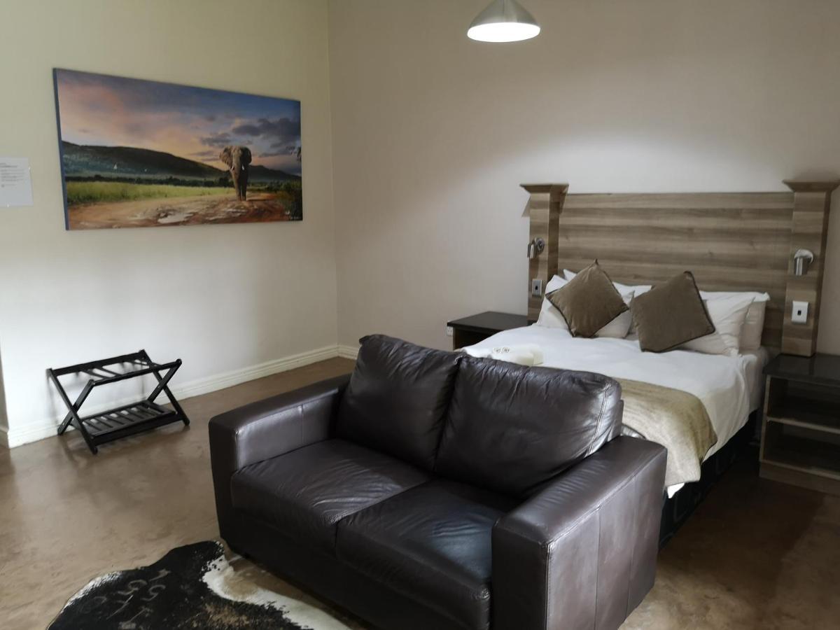 Lifestyle Corner Guesthouse Мусина Екстериор снимка