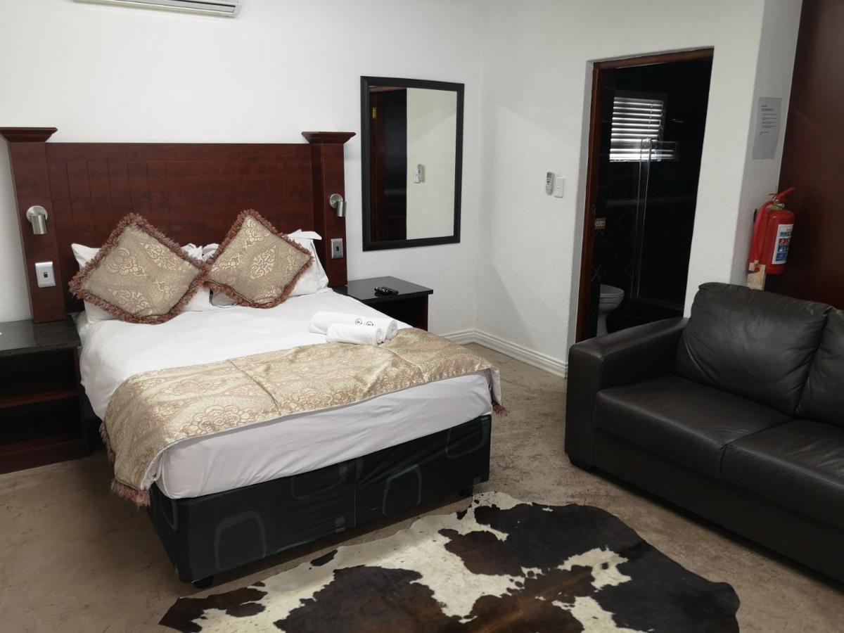 Lifestyle Corner Guesthouse Мусина Екстериор снимка